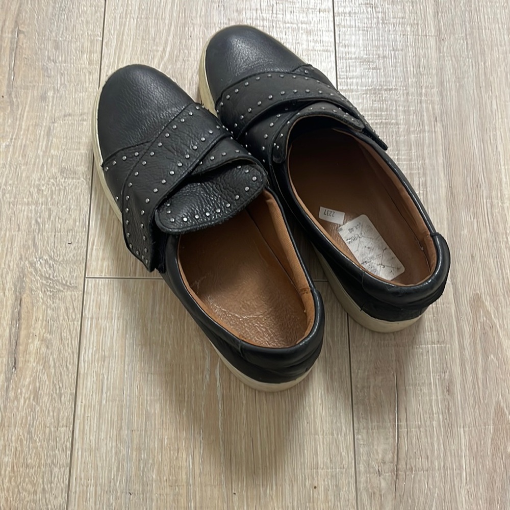 Frye Sneakers